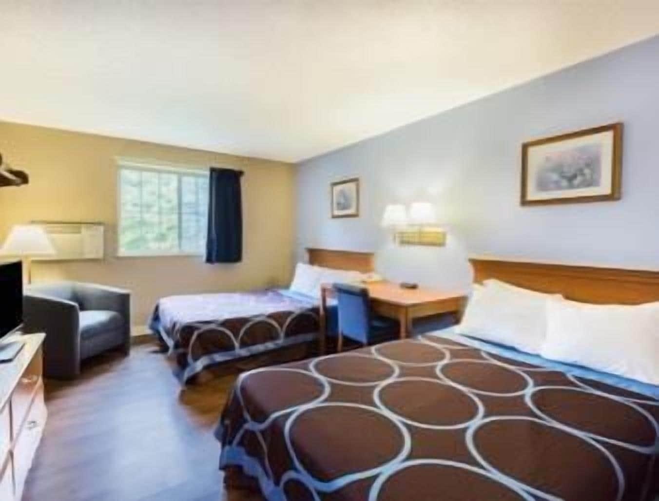 Super 8 By Wyndham East Stroudsburg - Poconos Hotel Екстериор снимка